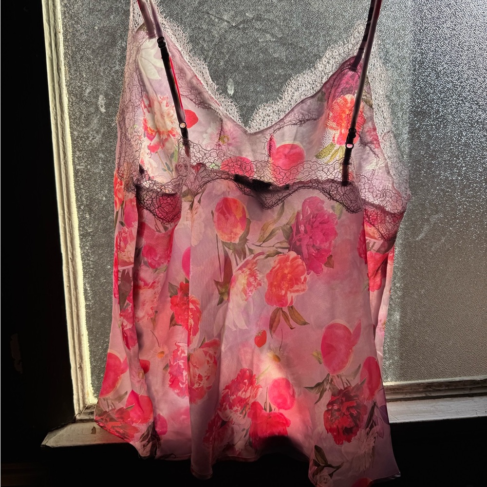 Silky Floral Lace-Trim Satin Cami Tank Top - Pink Lilac - Picture 4 of 11